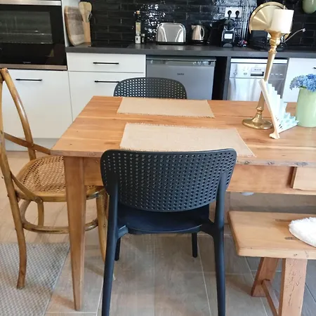 Semesterbostad Le Petit Ronsard