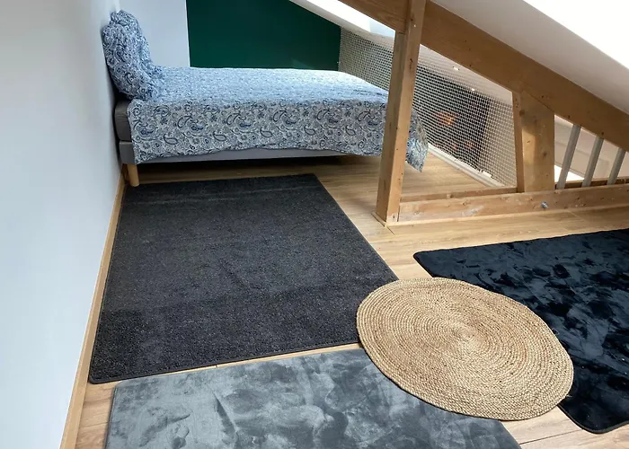 Le Petit Ronsard * Flers