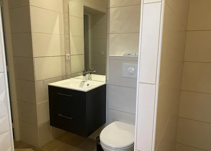 Le Petit Ronsard Nyaraló