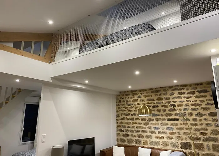 Le Petit Ronsard Nyaraló *