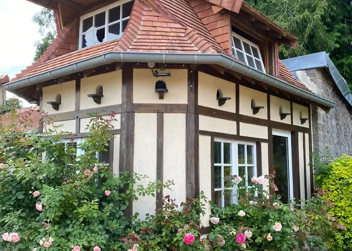 Le Petit Ronsard Nyaraló Flers