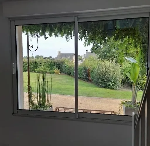 Le Petit Ronsard Nyaraló *